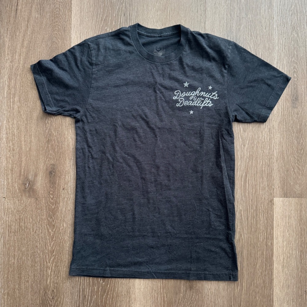 Doughnuts & Deadlifts T-Shirt Mens Small Charcoal Gray Graphic Liberty Bell Tee